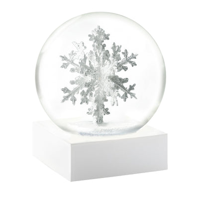 Front view of Snowflake by Cool Snow Globes.