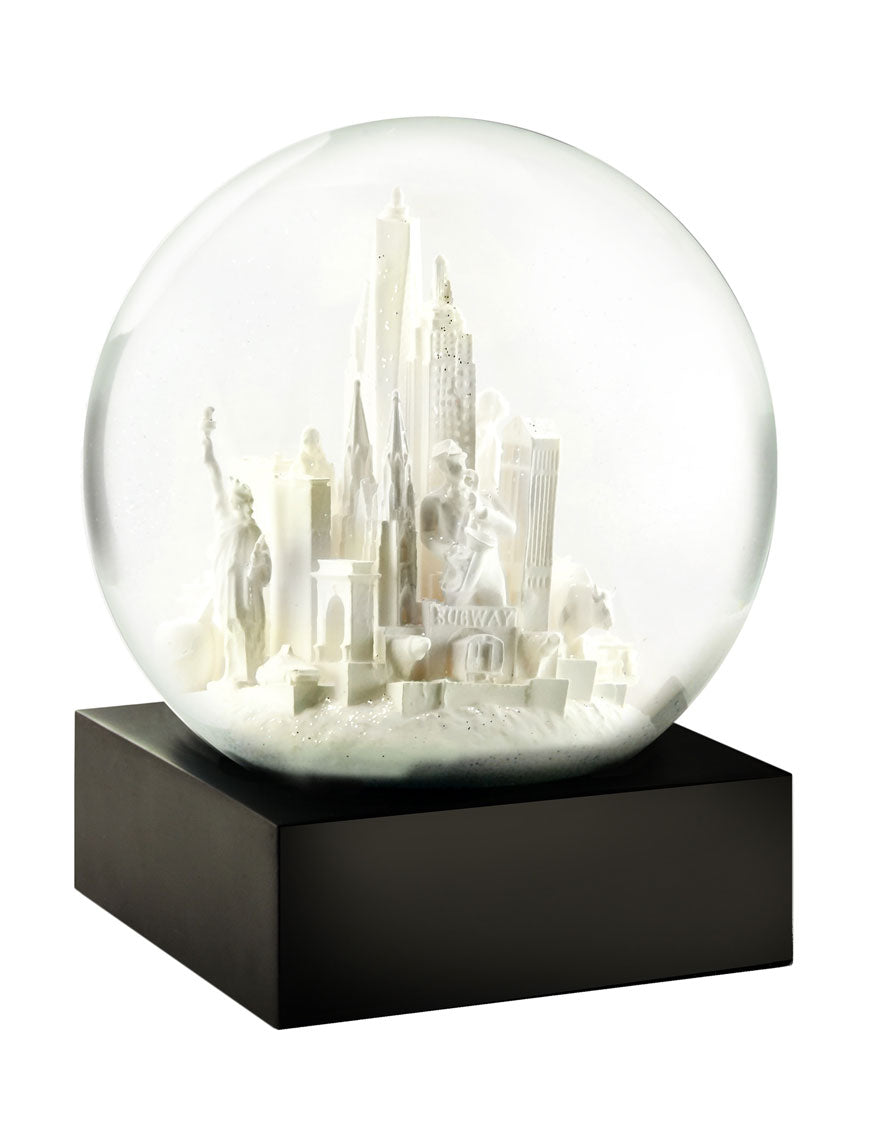 New York City White Cool Snow Globe.
