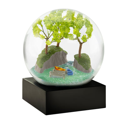 Lakeside Cool Snow Globe by CoolSnowGlobes.